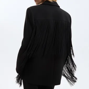 20 красивых и модных жакетов, которые спасут скучные офисные образы