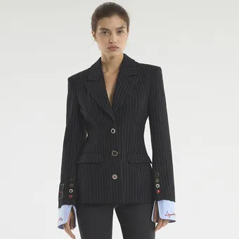 20 красивых и модных жакетов, которые спасут скучные офисные образы