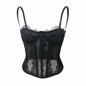 Этот корсет свел российских модниц с ума – мы собрали 12 аналогов