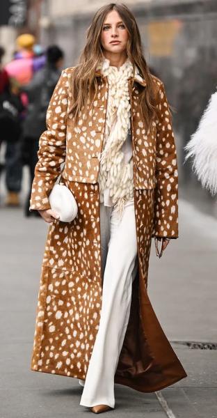 Как носить бемби-принт &ndash; самую милую фишку весны-2026