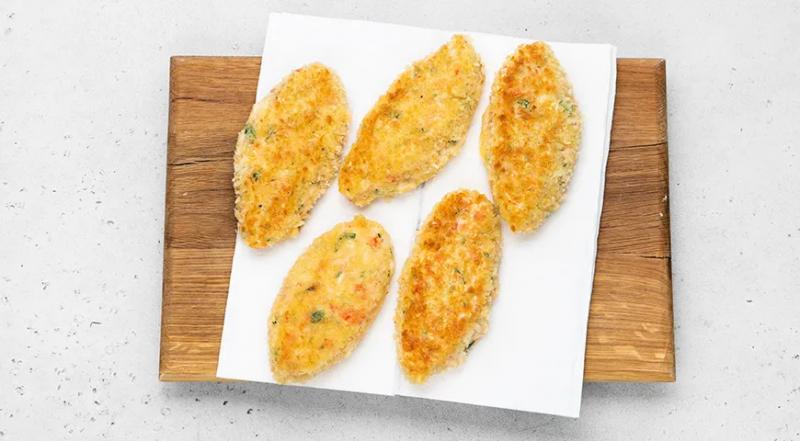 Котлеты из крабовых палочек, пошаговый рецепт с фото на 483 ккал