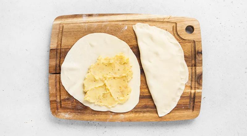 Кутабы с картошкой, пошаговый рецепт с фото на 633 ккал