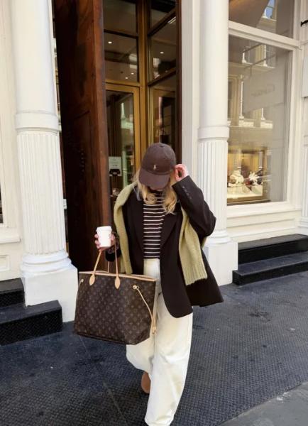 Лонгслив в полоску &ndash; лучшая база на весну-2026