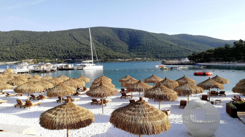 МИД Таиланда рекомендовал сократить срок безвизового пребывания в стране