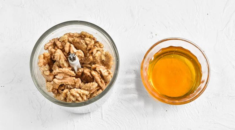 Паста из грецких орехов с медом, пошаговый рецепт с фото на 417 ккал