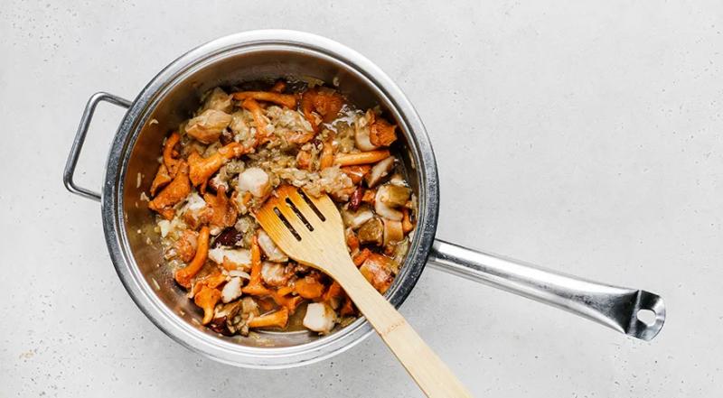 Подлива из замороженных грибов, пошаговый рецепт с фото на 250 ккал