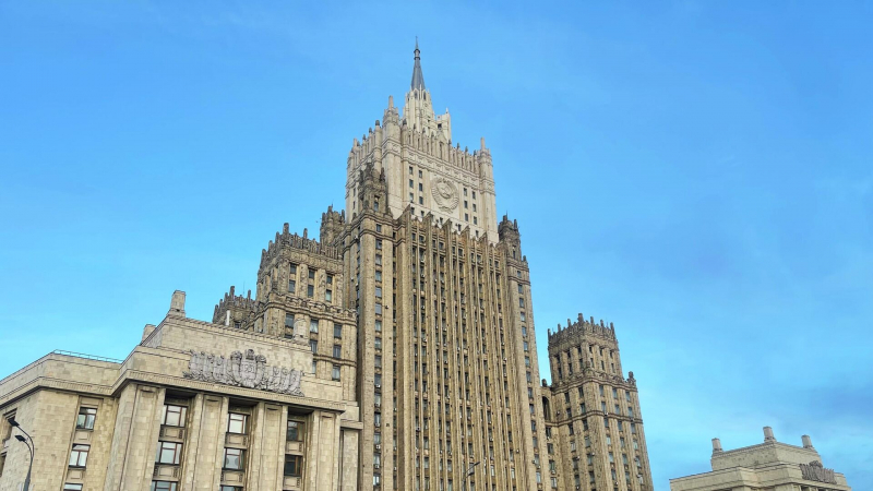 Россиянам сообщили о сроке действия рекомендаций не посещать Ближний Восток