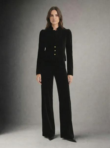 С иголочки: подробный гид по выбору &laquo;того самого&raquo; жакета от профи Charuel