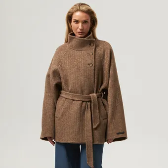 Весной-2026 все модные девушки будут носить именно это пальто