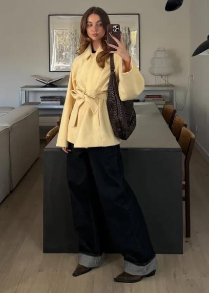 Весной-2026 все модные девушки будут носить именно это пальто