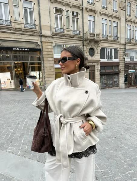 Весной-2026 все модные девушки будут носить именно это пальто