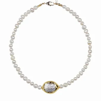 Жемчуг в стиле Кэролин Бессетт-Кеннеди: идеальное дополнение образа