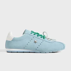 10 пар &laquo;деликатных&raquo; кроссовок &ndash; это самая трендовая модель весны-2026