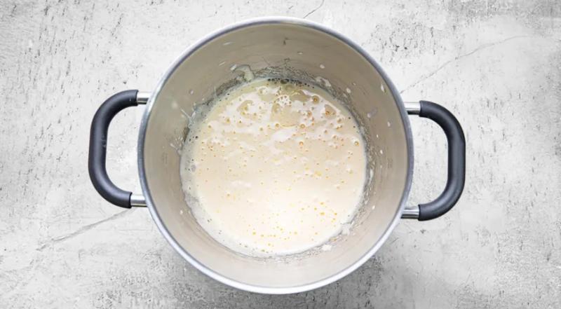 Булочки с конфетами, пошаговый рецепт с фото на 340 ккал