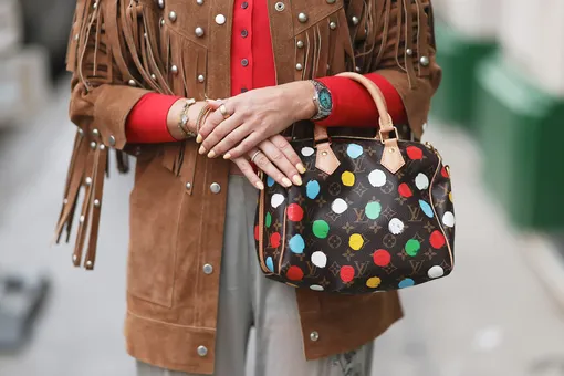 Фактура ткани в тренде: почему одежда должна быть приятной на ощупь