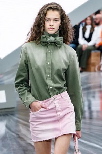 Как носить розовый и хаки - новый тренд весны-2026