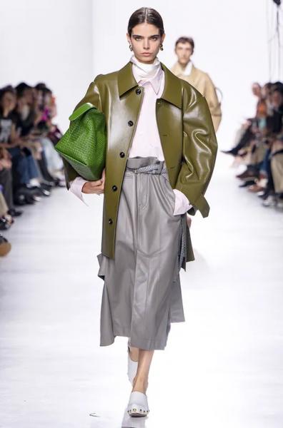 Как носить розовый и хаки - новый тренд весны-2026