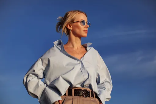 Как при помощи небольших деталей сделать самый простой наряд эффектным: 8 советов стилистов