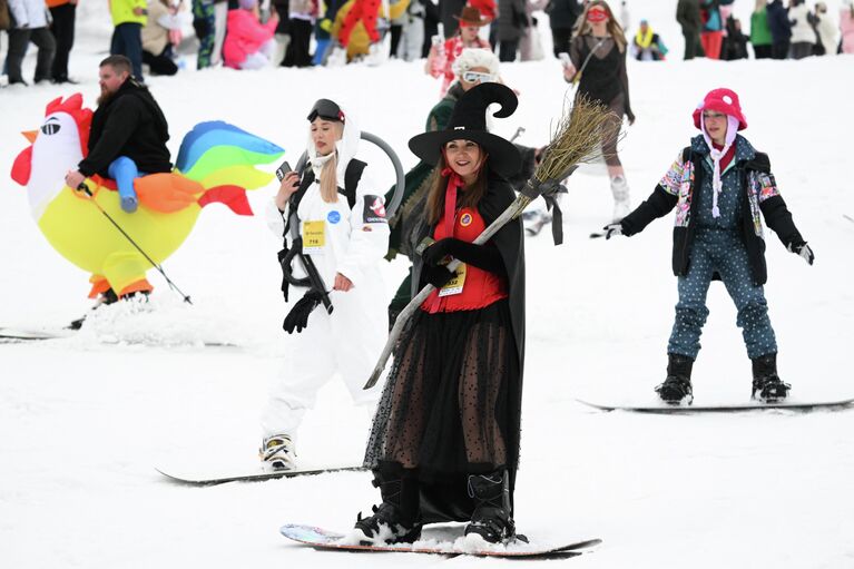 Крутой Шерегеш: самые яркие рекорды и необычные костюмы "ГрелкаФеста"