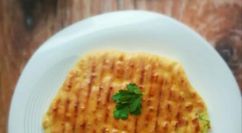 Лепешки с сыром, зеленью и картошкой, пошаговый рецепт с фото от автора Ирина  Пекарникова на 995 ккал
