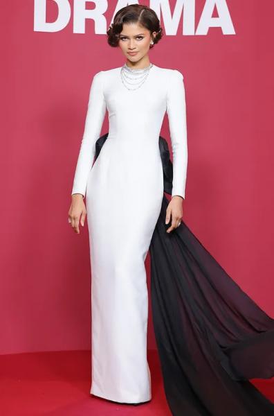 Модное заявление Зендаи: свадьба с Томом Холландом подтверждена?