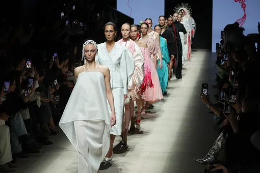 Московская неделя моды: главные тренды сезона весна-лето 2026