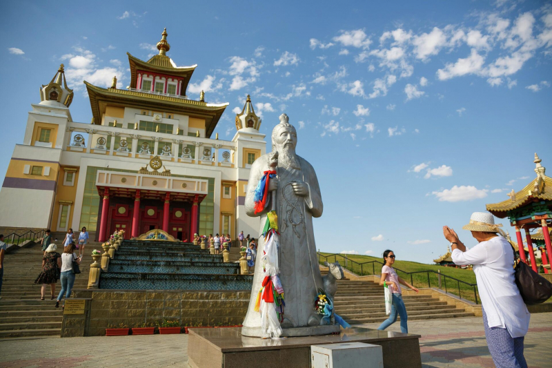 Отпуск под стук колес: новые маршруты лета и цены на железнодорожные круизы