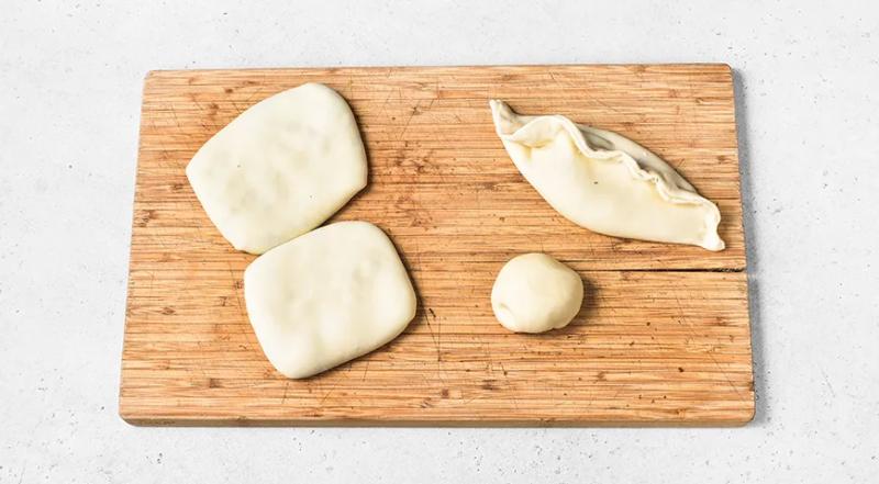 Плацинды с творогом и зеленью, пошаговый рецепт с фото на 416 ккал