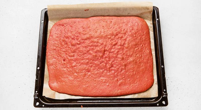 Рулет &laquo;Красный бархат&raquo;, пошаговый рецепт с фото на 461 ккал