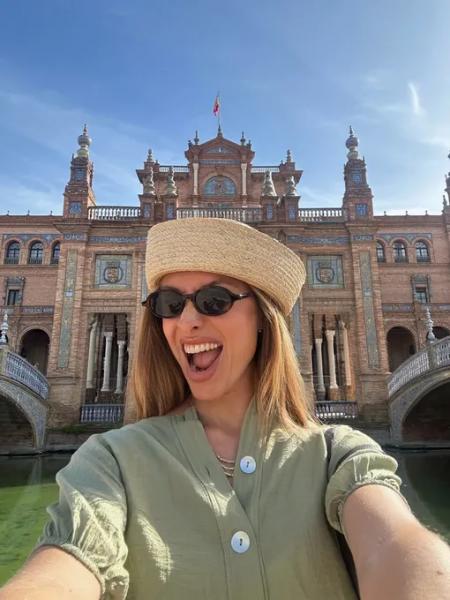 Соломенные шляпки-таблетки: модный тренд лета-2026