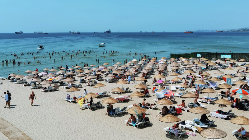 Туроператор назвал бюджетные альтернативы отдыху на Ближнем Востоке