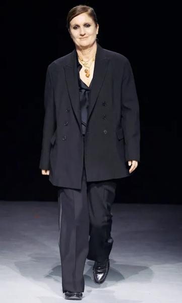 Ты тоже задумывалась, почему топовые дизайнеры так &laquo;странно&raquo; одеваются?