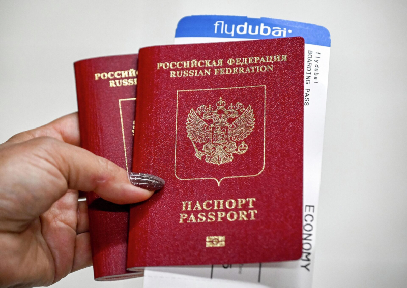 Загранпаспорт для туриста: правила получения и запреты при использовании