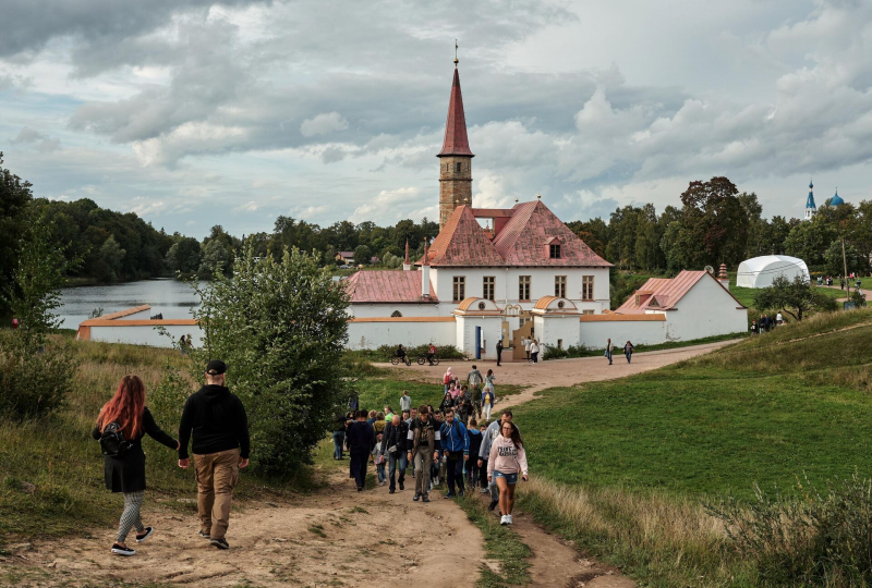 Гид по пригородам Петербурга: что смотреть в Павловске, Гатчине, Стрельне
