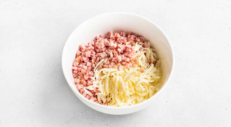 Хачапури с ветчиной и сыром, пошаговый рецепт с фото на 1423 ккал