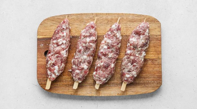 Люля-кебаб из говядины и свинины, пошаговый рецепт с фото на 806 ккал
