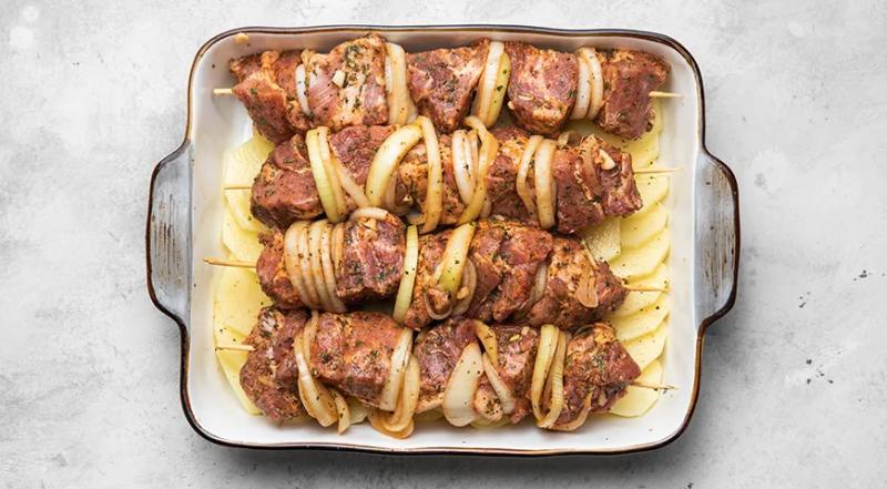 Шашлык с картошкой в духовке, пошаговый рецепт с фото на 448 ккал