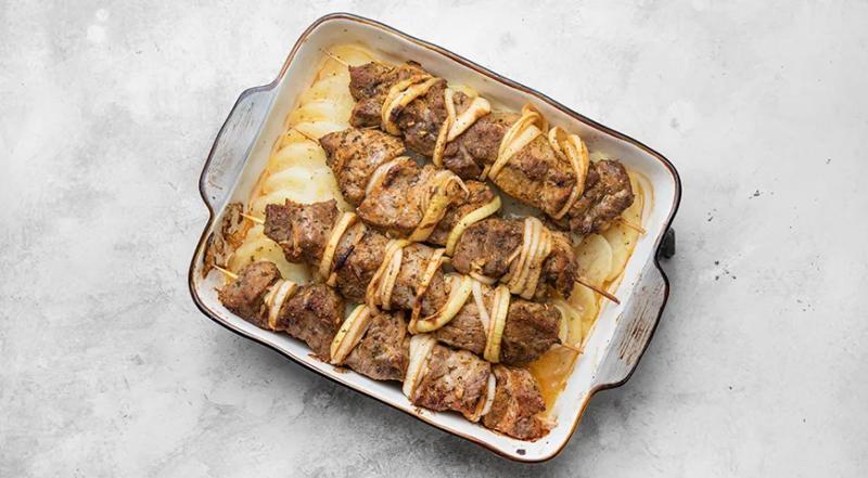 Шашлык с картошкой в духовке, пошаговый рецепт с фото на 448 ккал