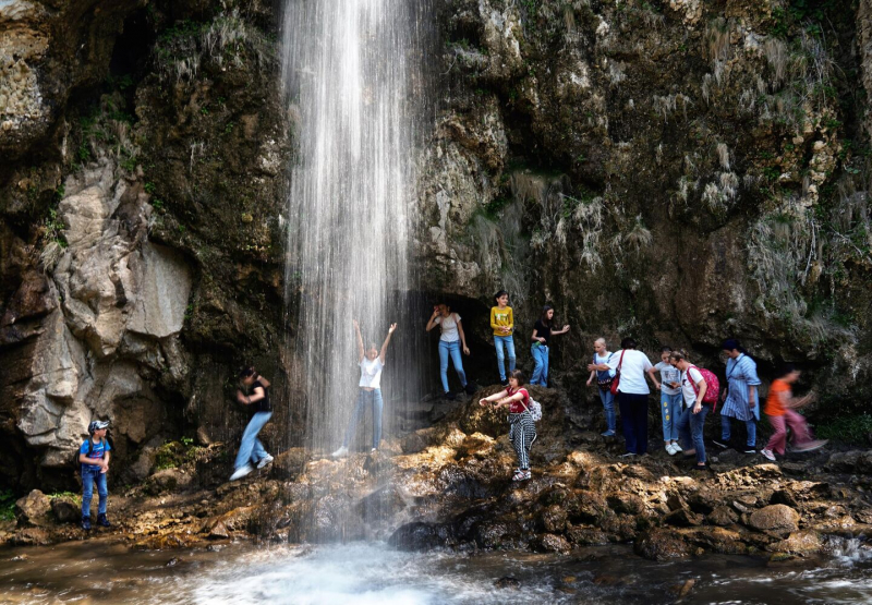Невероятная красота: самые удивительные водопады России