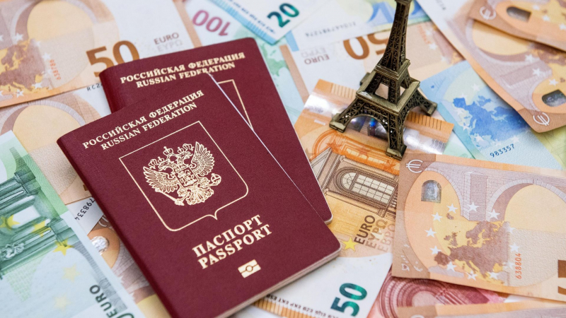 Посольство оценило решение Бенилюкса по небиометрическим загранпаспортам